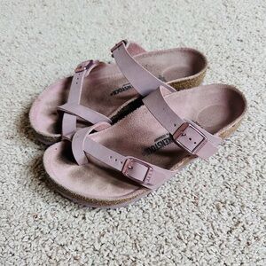 Girls Mayari Birkenstock Sandals (size 34)